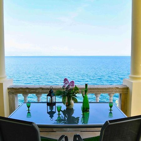 Apartment Carissima-Direct On Sea, Lovran-Opatija Экстерьер фото