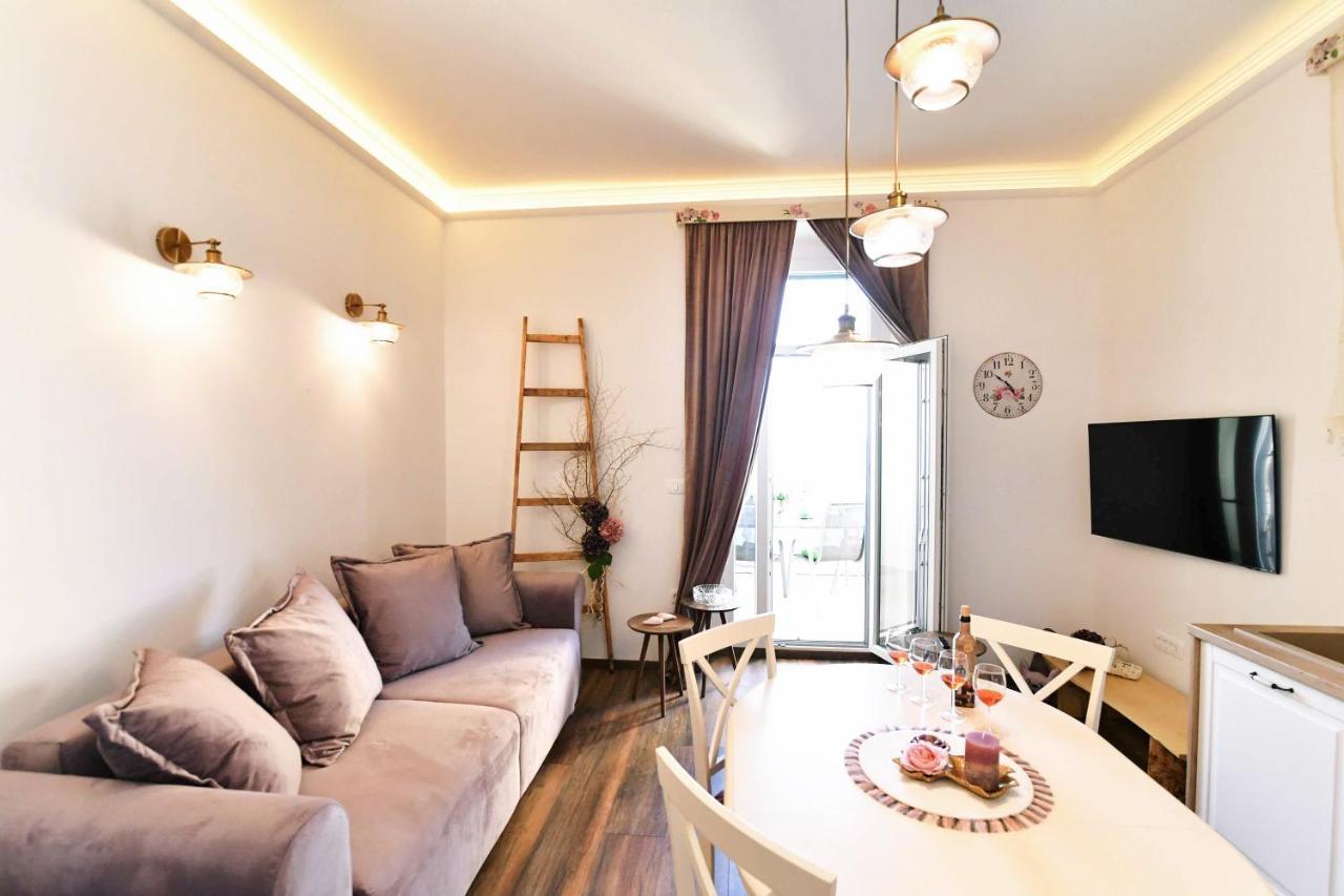 Apartment Carissima-Direct On Sea, Lovran-Opatija Экстерьер фото